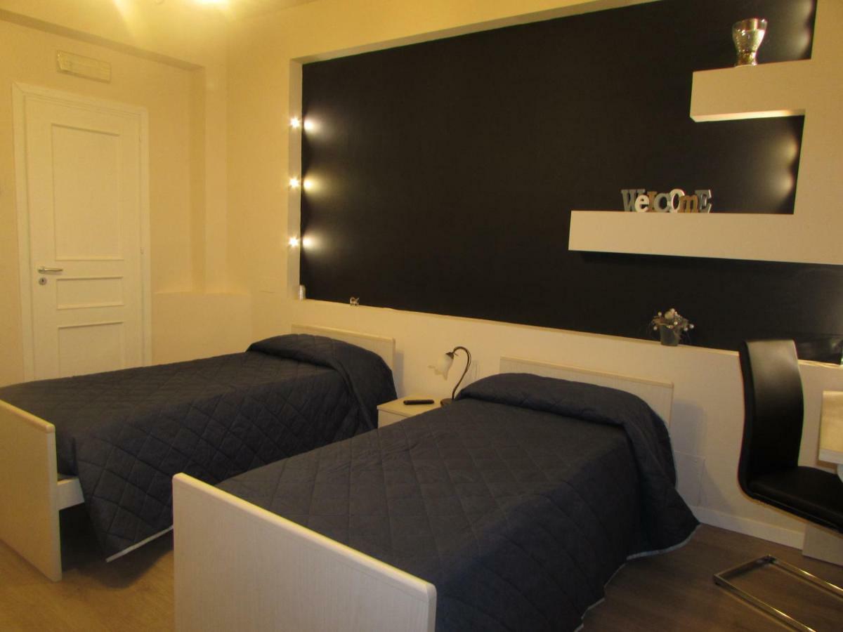 Crocco D'Oro Bed and Breakfast Caltavuturo Exteriör bild